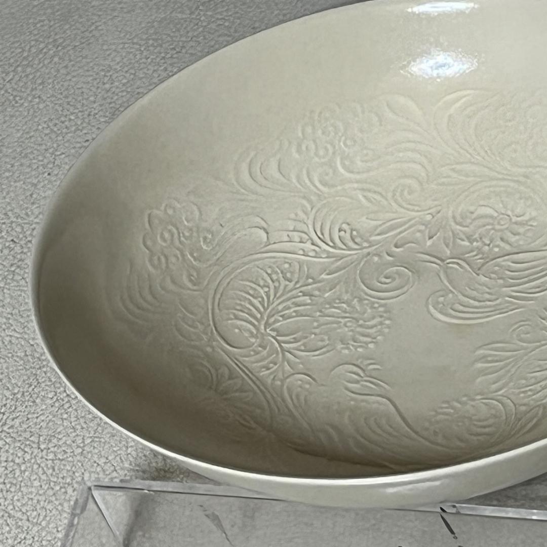 加藤渓山 牙黄磁 華鳥彫刻 鉢 共箱 菓子鉢 茶道具 【k3223