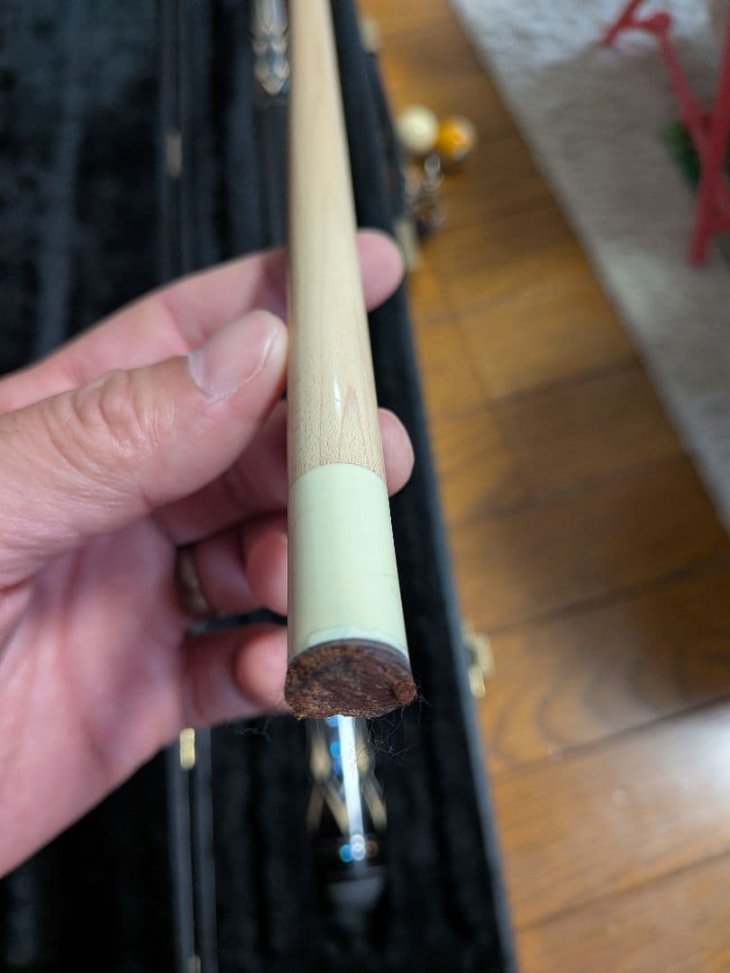 キューテック ビリヤードキュー （ケース付き）