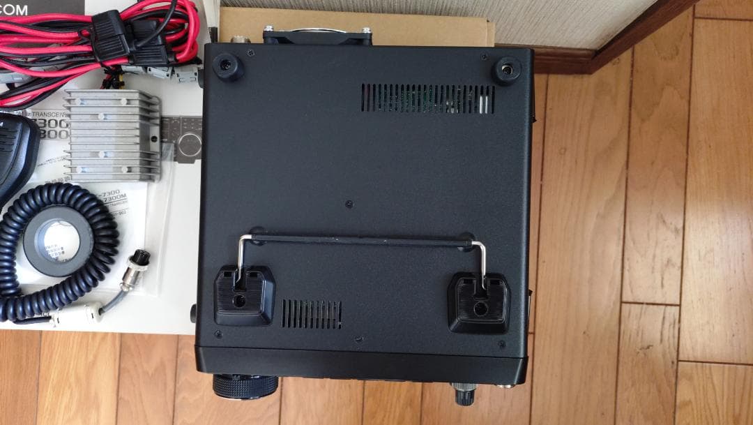 アイコムIC－7300M（50W）DC-DCコンバータ他付属品あり