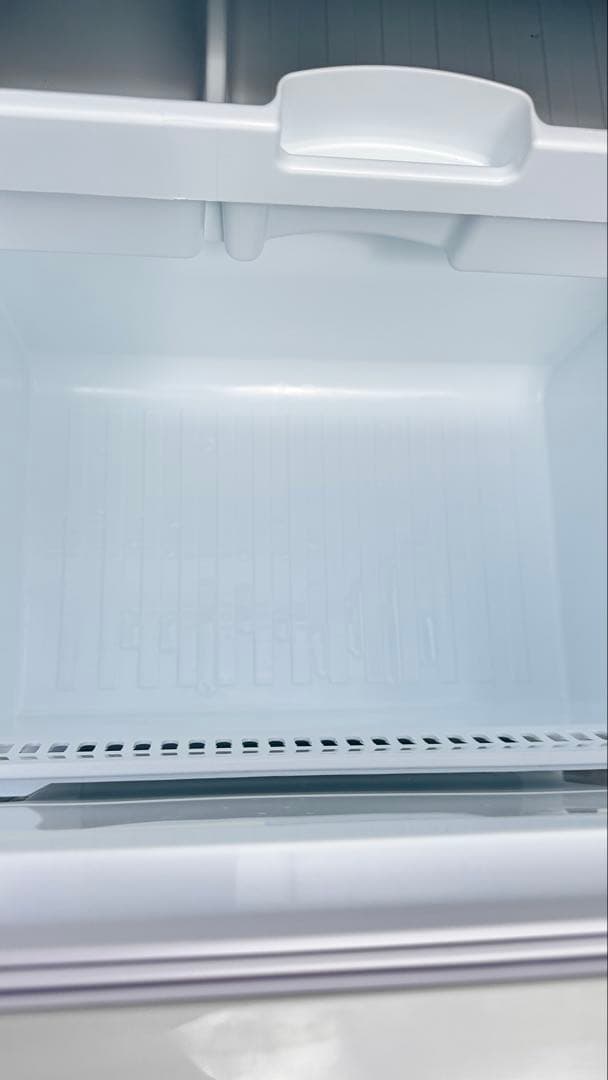 TOSHIBA 3ドア冷蔵庫 ホワイト