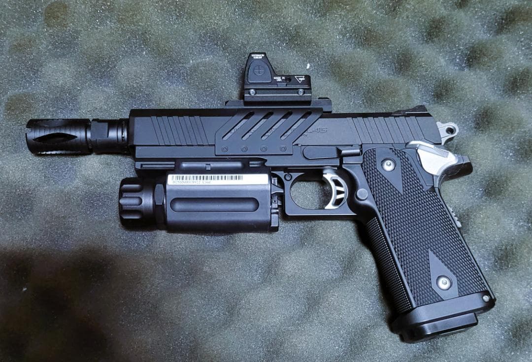 値下げ！東京マルイハイキャパ E 30,000円相当のカスタム&オプション付き