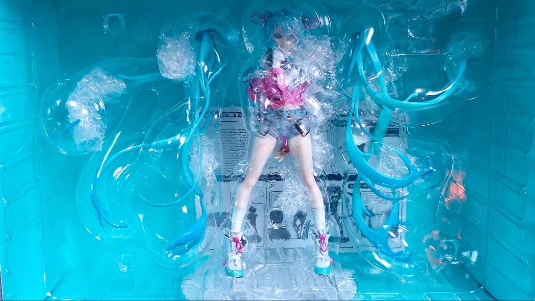 初音ミク　with SOLWA　フィギュア　米山舞　コラボ　VOCALOID