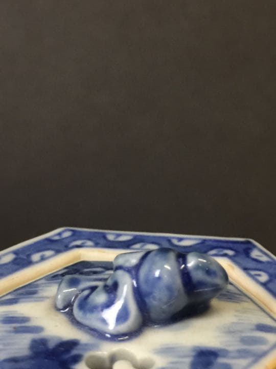 双耳6面三足 山水紋染付香炉  年代物