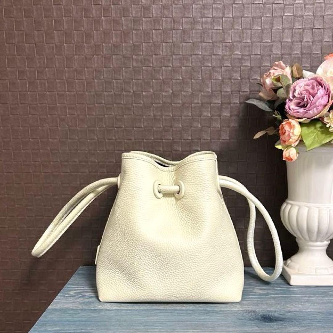 vasic bond mini アイボリー2way ショルダーバッグ