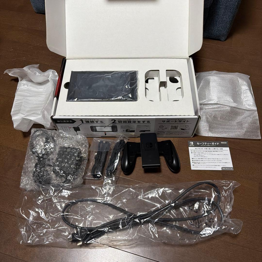 Nintendo Switch ブラック本体　どうぶつの森