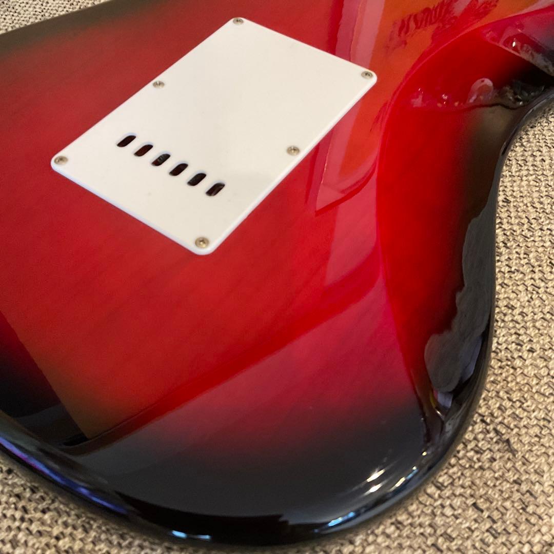 け*ん様 美品 エレキ ギター　ストラトキャスタータイプ　SELDER　パープル