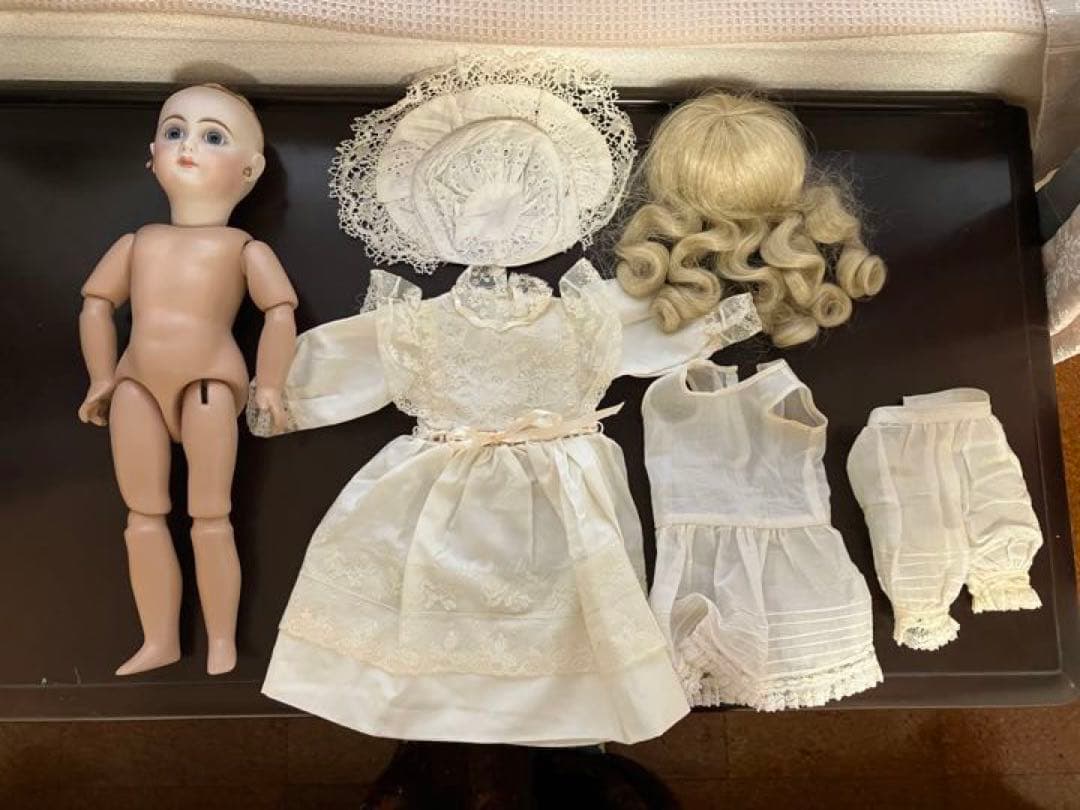 まるでアンティークの様なリプロのジュモー jumeau ビスクドール