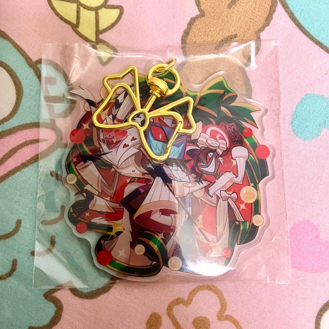 ハズビンホテル クリスマス アクリルキーホルダー VEES - メルカリ