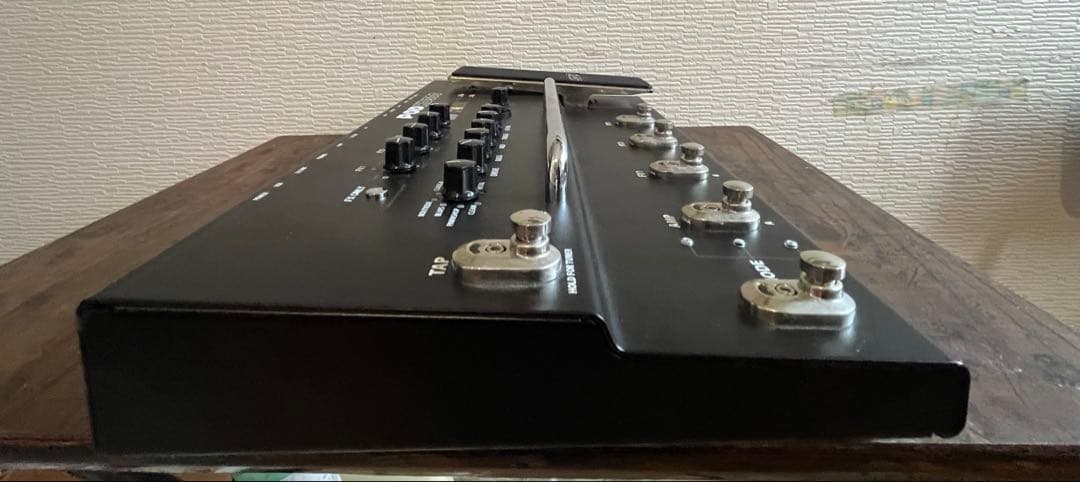 LINE6 POD HD300 マルチエフェクター ／アダプター付属／美品寄り