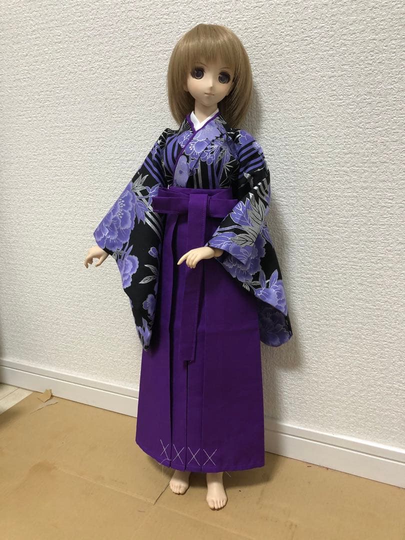 なの様 専用 黒地銀彩牡丹柄着物袴