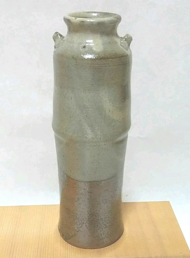 丹波立杭焼花入れ（15代正元直作作）