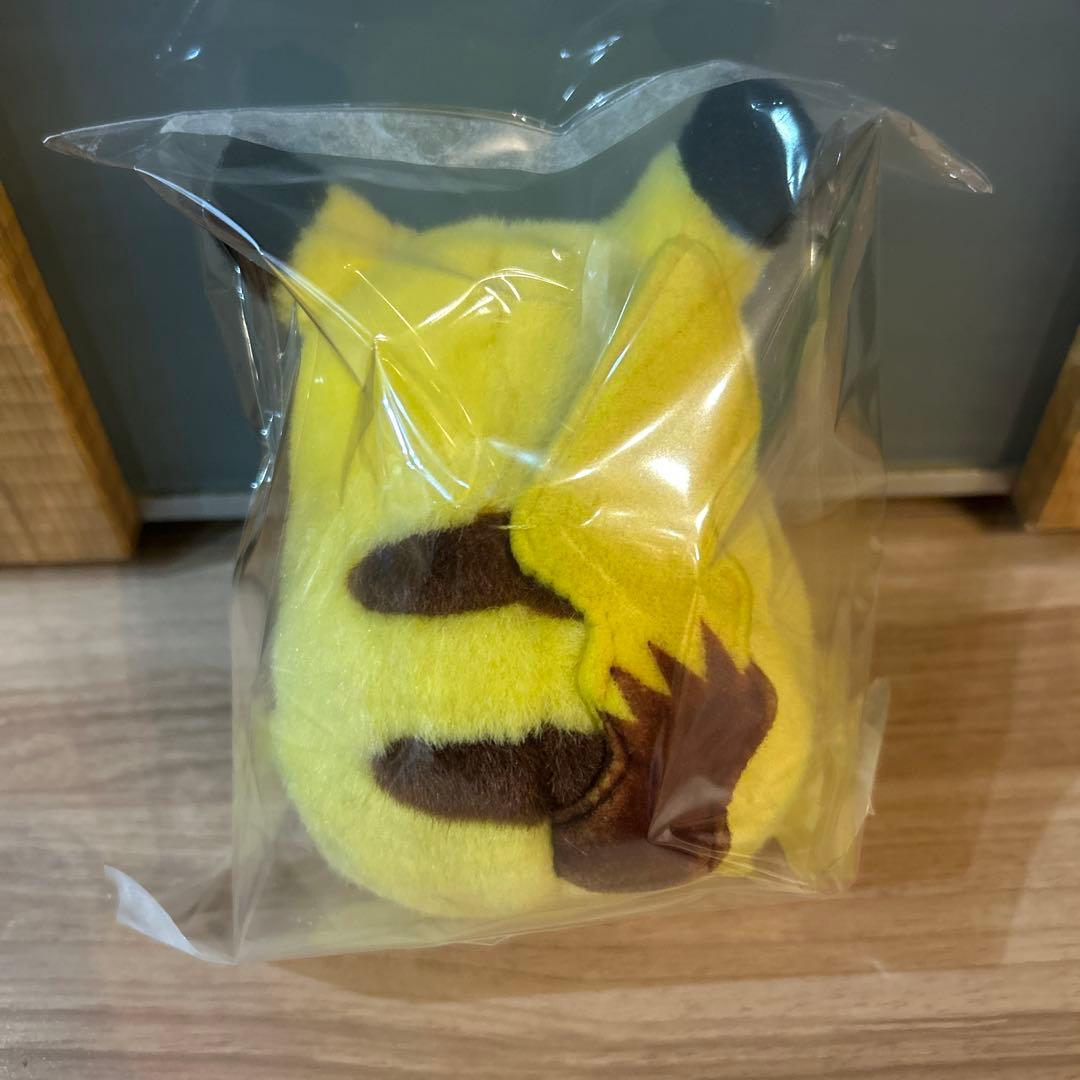 ポケモン ぬいぐるみ おやすみ　ピカチュウ　初期　ポケモン　TOMY