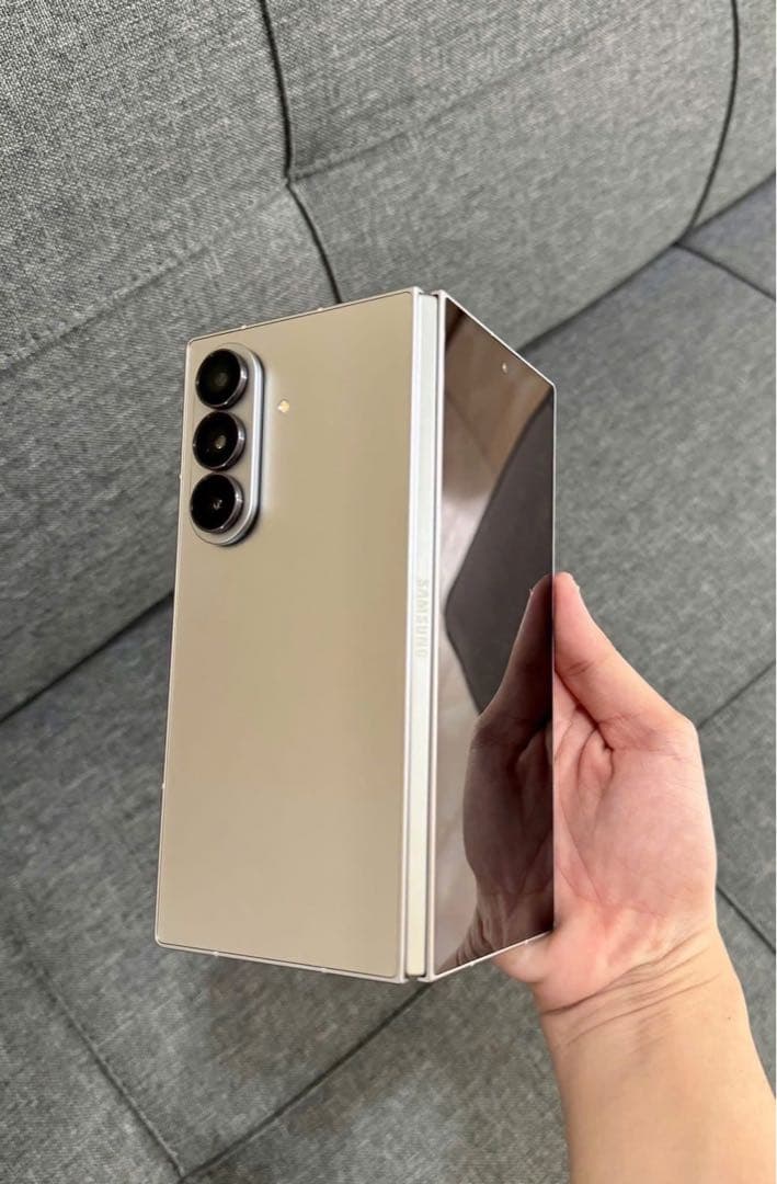 数量限定】ブルーアーカイブ Galaxy Z Fold7コラボ【アリス】セット