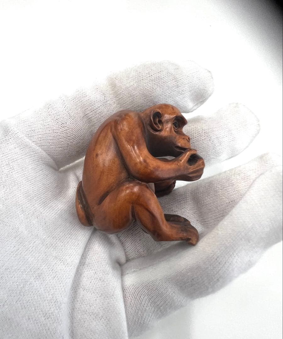 柘植 猿根付け 在名 名品 柘植材猿の彫刻 手のひらサイズ 美品 値下げ！