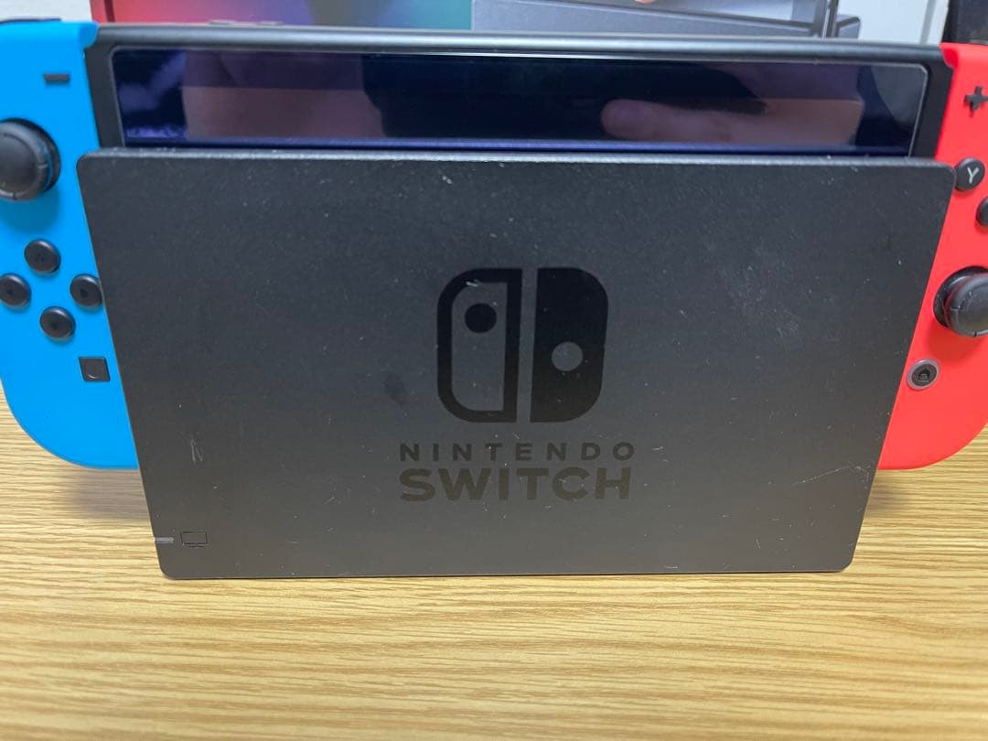 【動作確認良好！】Nintendo Switch 本体 + コントローラ付き！