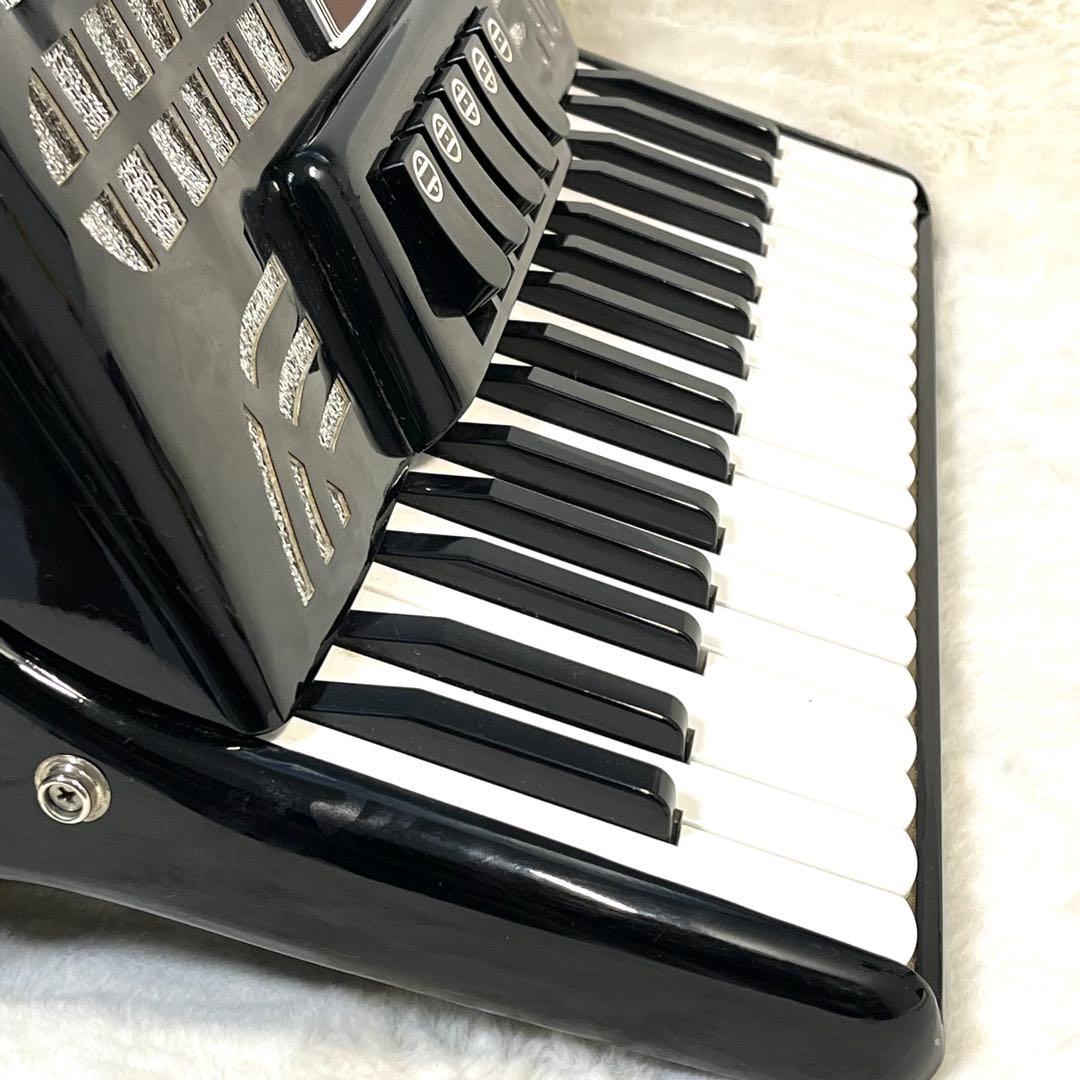 TOMBO トンボ 独奏用 アコーディオン No.SP65 34鍵盤の通販はau PAY