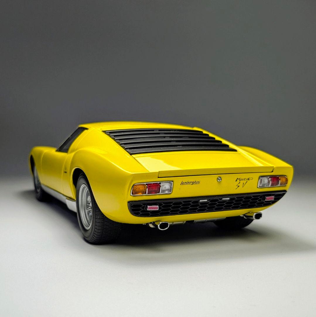 1/18 オートアート ランボルギーニ ミウラ SV イエロー