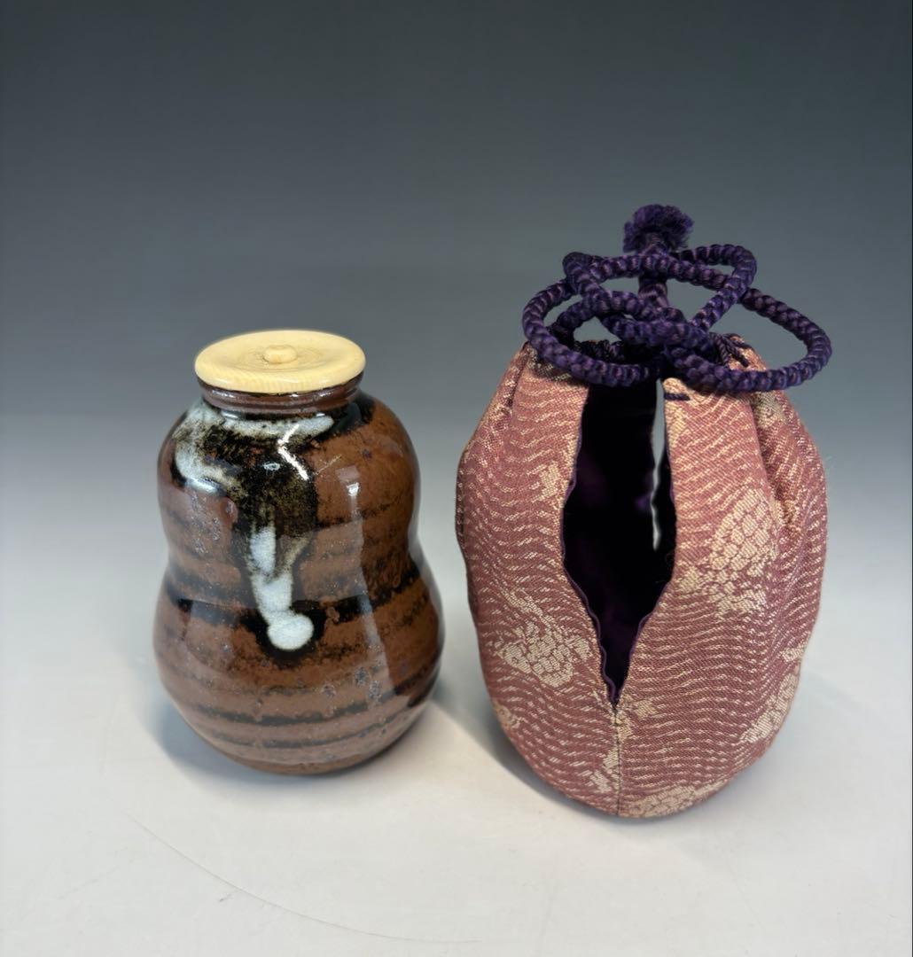 【中古品】沈壽官　瓢茶入　瓢箪から駒（合わせ箱）USED〈税込•送料込〉午年　馬