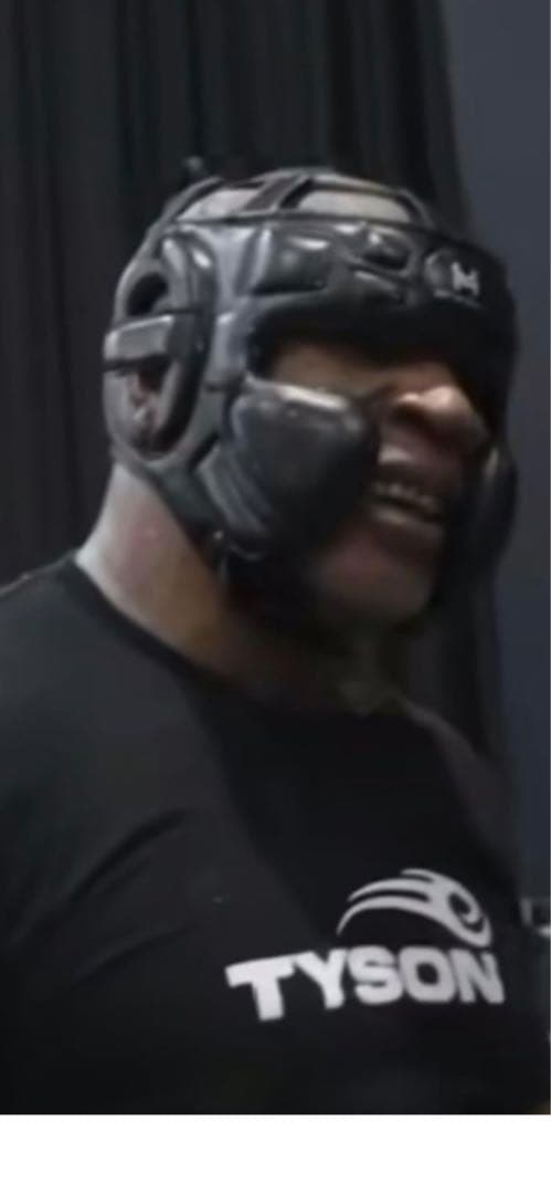 大幅値下げ！国内未入荷！！Hit N Move ヘッドギア 新品！！！