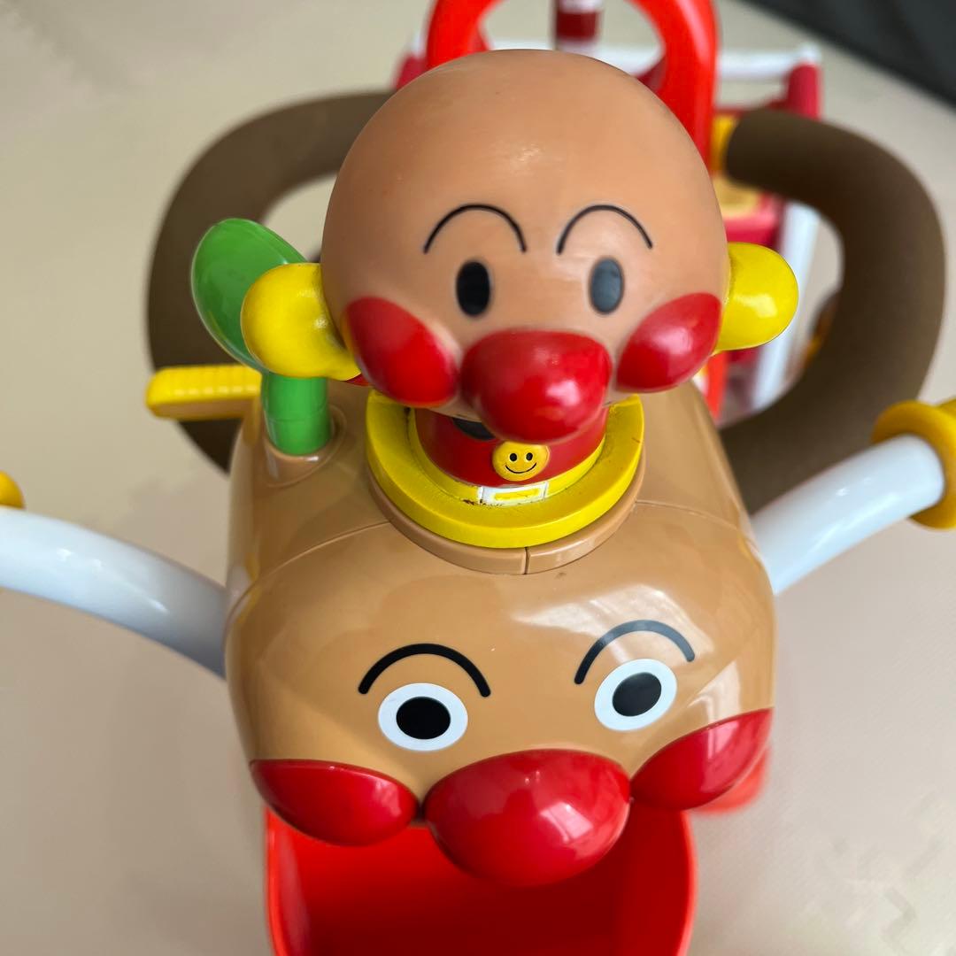 M&M】 おでかけ三輪車 わくわくアンパンマンごうピースII 三輪車