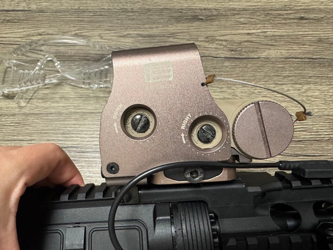 DMT-07 M4 電動ガン ライトパトリオット 付属品多数（18歳以上対象）