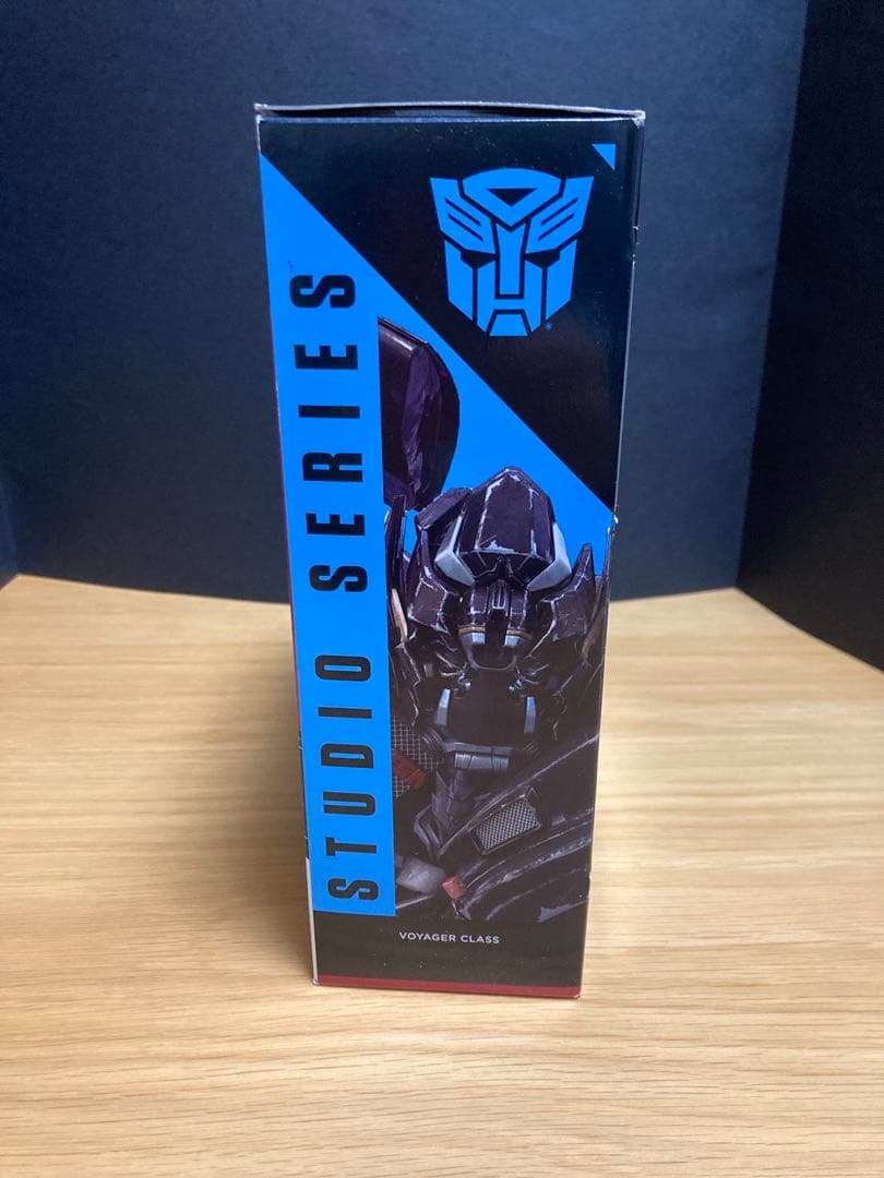 トランスフォーマースタジオシリーズ　アイアンハイドSS-16