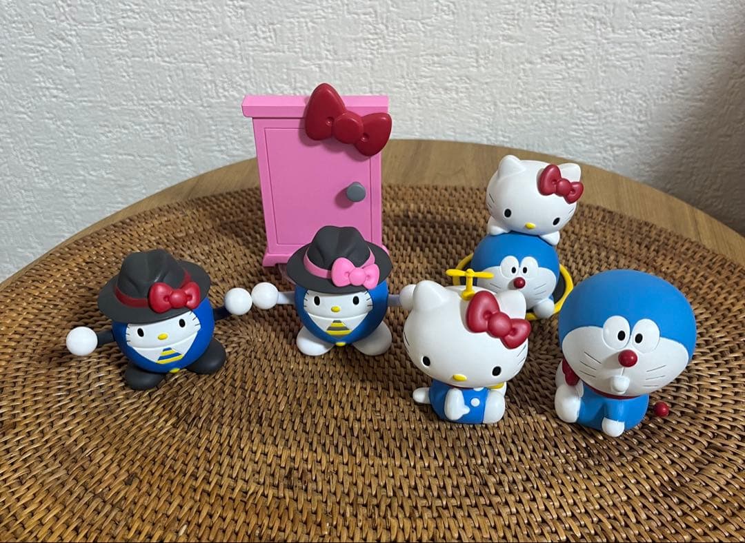 ☆ドラえもん＆キティちゃん コラボ UDF 5点セット
