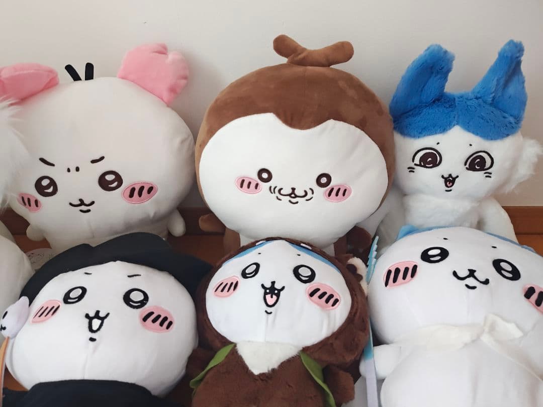 ちいかわ♥モモンガ♥ハチワレ シーサー カブトムシ♥BIGぬいぐるみ１５点セット