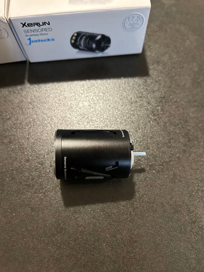 Hobbywing Xerun XR10 & Justock 17.5Tセット