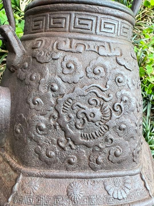 龍文堂安之助六角鉄瓶龍雲菊花模様稀少