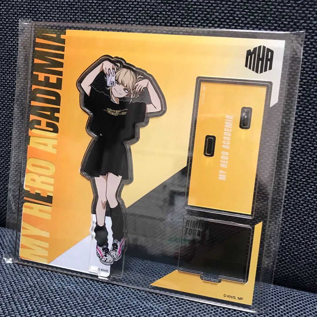 僕のヒーローアカデミア ベースヤードトーキョー Tシャツ トガヒミコ S