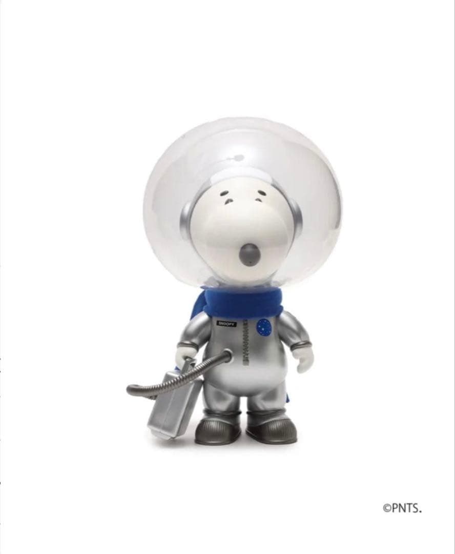 atmos限定150体 SNOOPY SILVER SPACESUIT