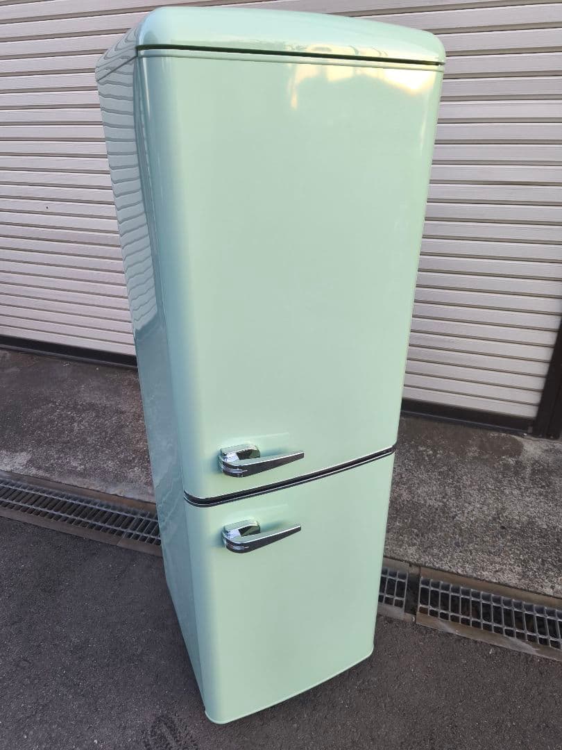 関東限 条件で無料配 22年 レトロ冷蔵庫 レトロ風冷蔵庫 レトロ