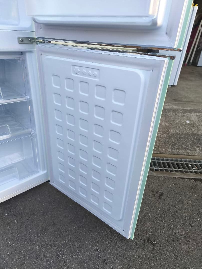 関東限 条件で無料配 22年 レトロ冷蔵庫 レトロ風冷蔵庫 レトロ