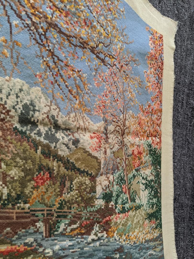 ヨーロッパ式刺繍絵タペストリー: Autumn in the Mountain