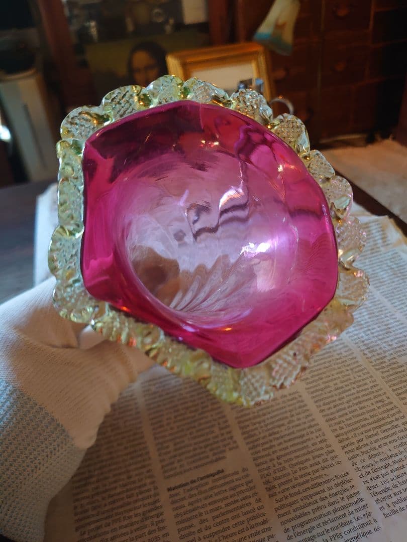 イギリス1930s´イパーン クランベリー＆ヴァセリン(ウラン)フラワーベース