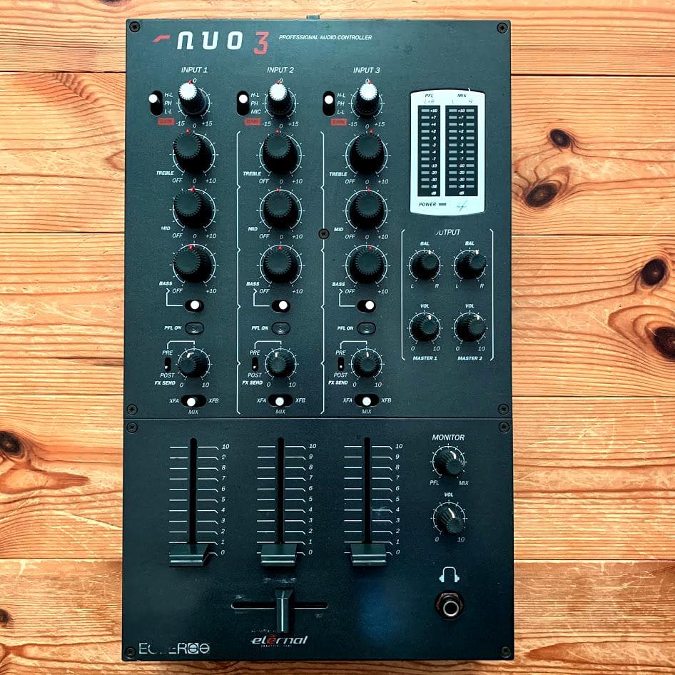 最高音質 ECLER NUO 3 DJミキサー アナログ回路で極太サウンド