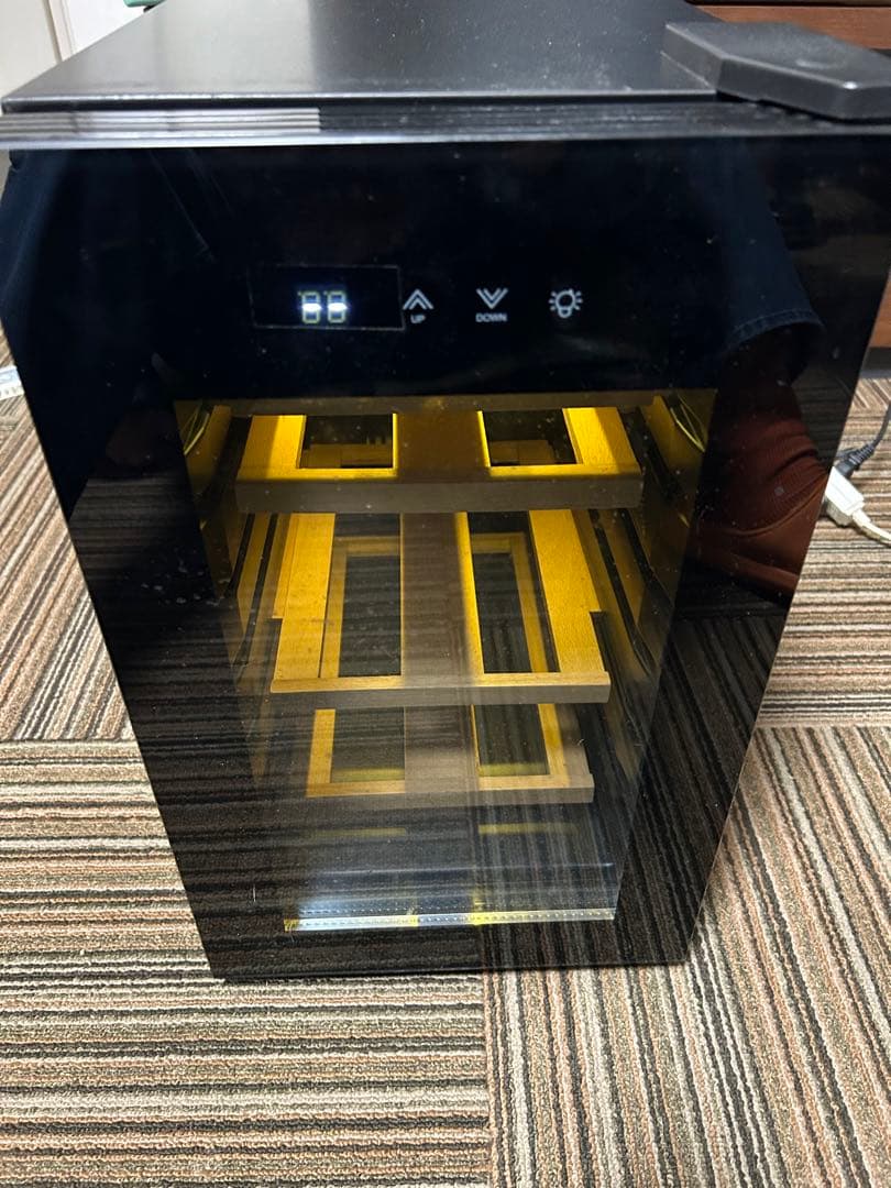 【福田一博】 ワインセラー LED照明付き 8ボルト　BWC-008P 福田一博】 ワインセラー LED照明付き 8ボルト BWC-008P 8ボトル BWC-008P(