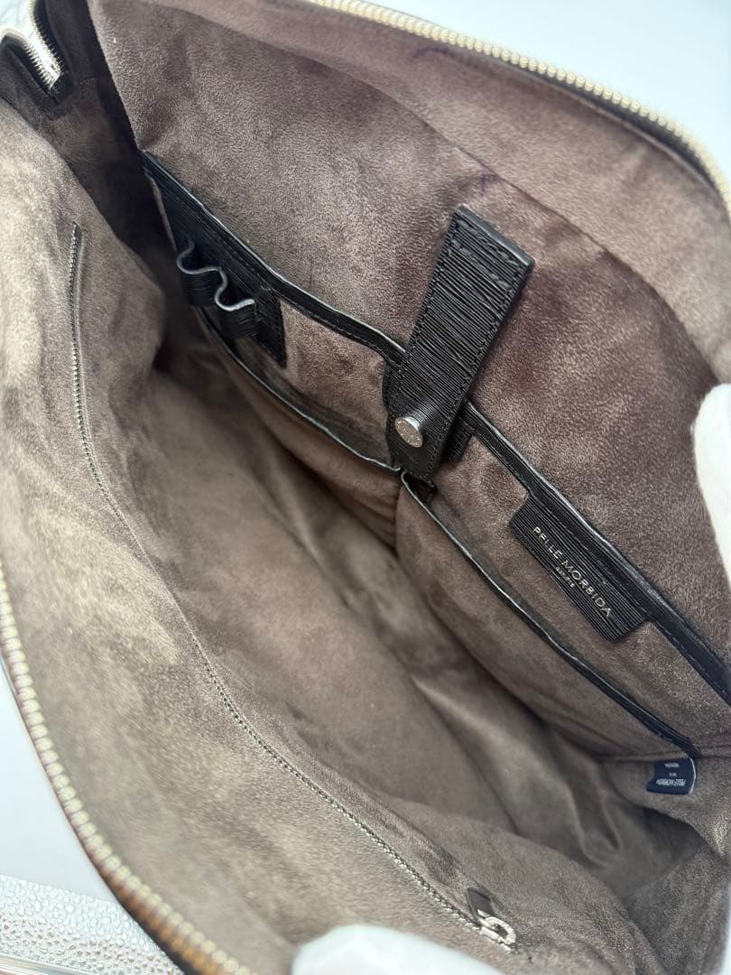 ペッレモルビダ キャピターノ ビジネスバッグ ブラック 黒 レザー ハンドバッグ