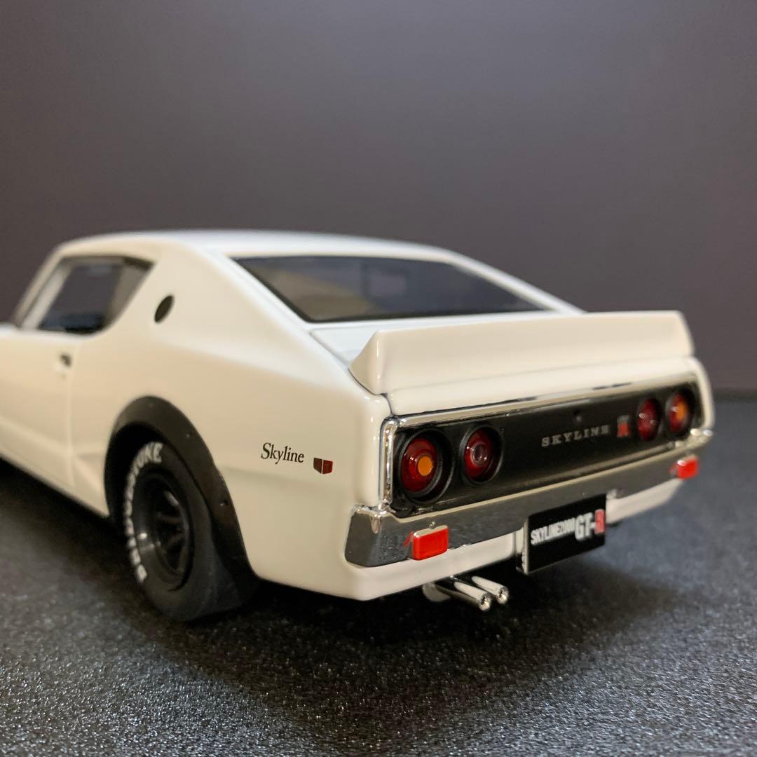 ミニカー 1/18 スカイラインGT-R イグニッションケンメリ ホワイト 1