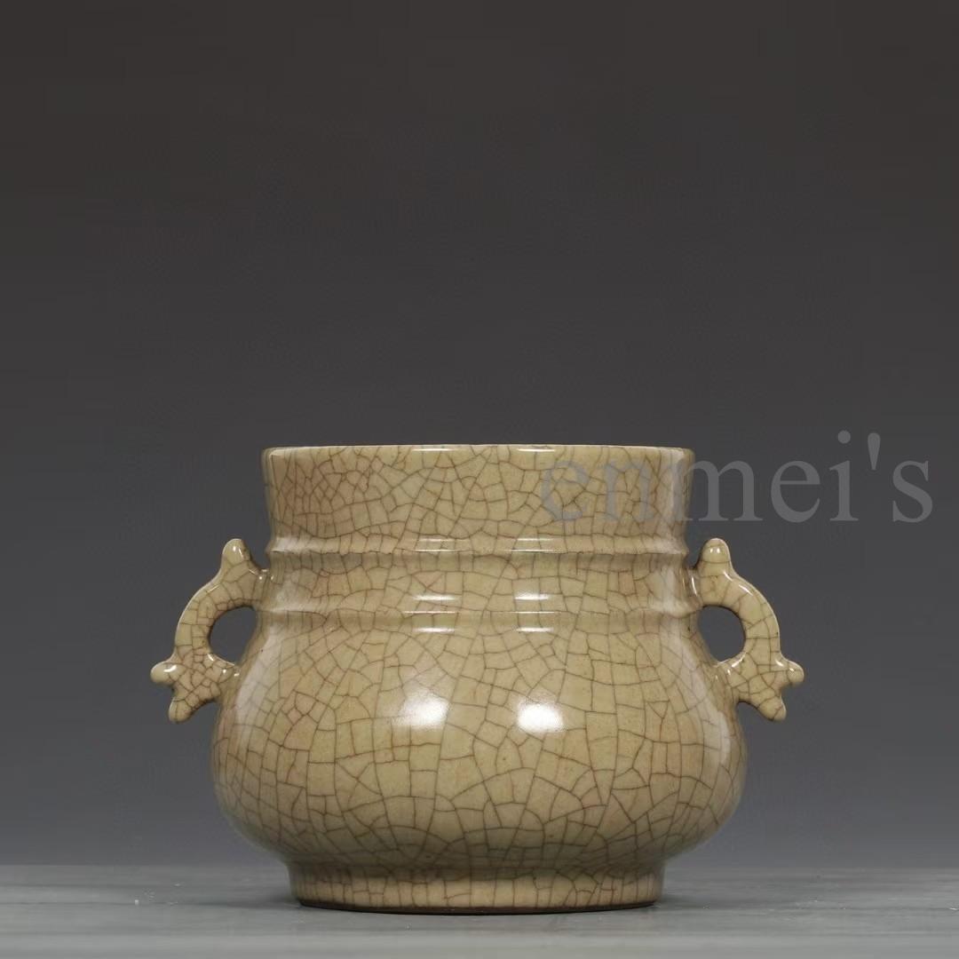 中国古美術・清哥窯款・米黄釉双耳香炉・木箱付・文房具・陶磁器・置物・禮品・仏具