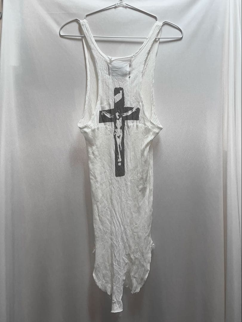 L.G.B. back cross tk-top