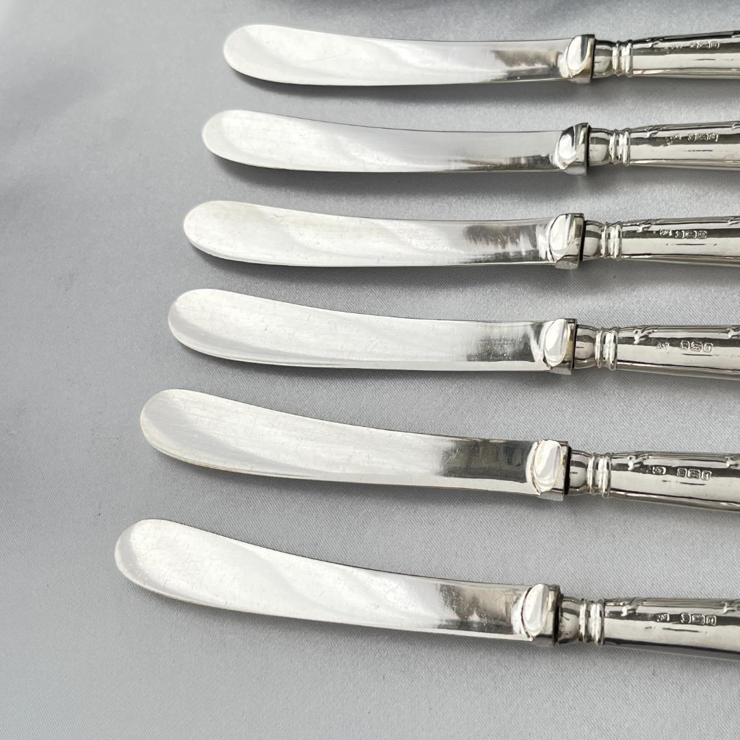 【Yates Brothers】 【純銀ハンドル】 ロココのティーナイフ