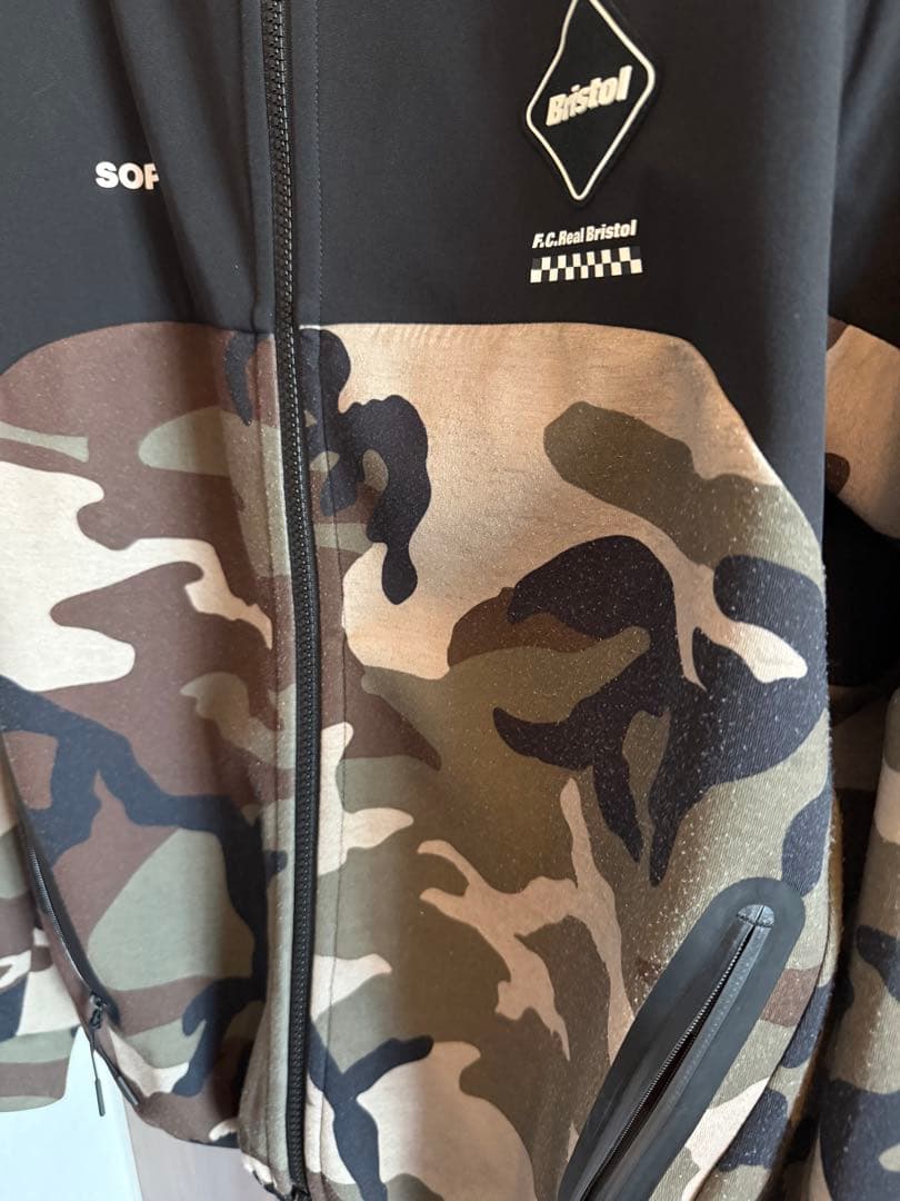 Bristol 迷彩柄 フード付きパーカー M