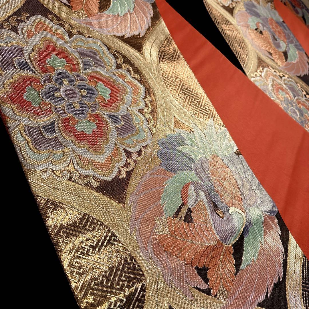 う58 煌紫モダン 洗練幾何学が映えるアンティ ク振袖 帯と セット