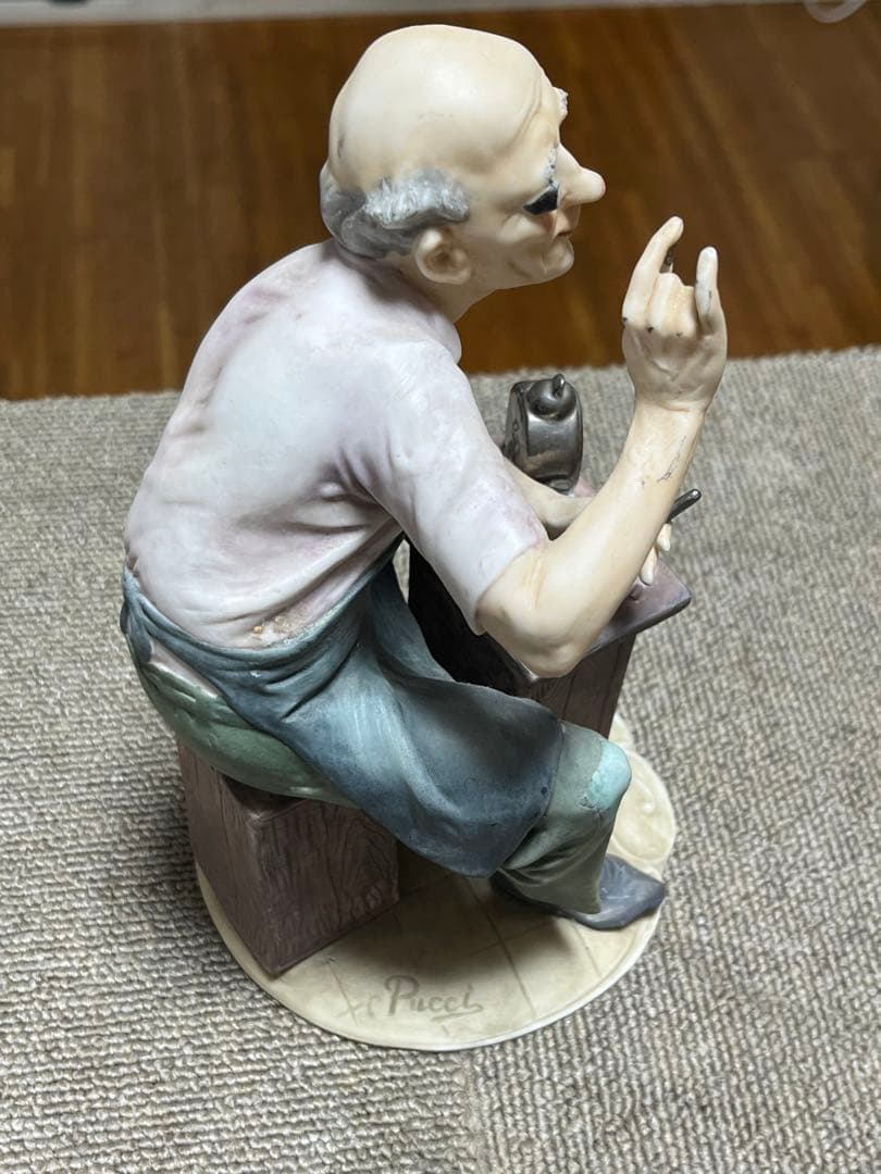 カポディモンテ 時計職人のヴィンテージ陶器彫刻 イタリア 1950 年代