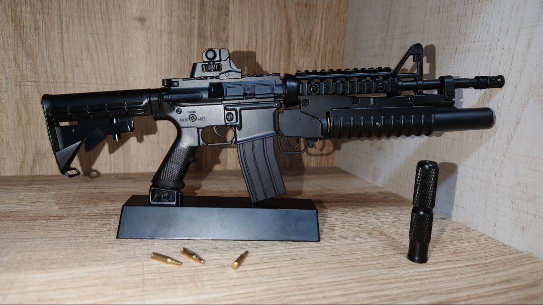 1/3スケール ミニチュア模型 AR15