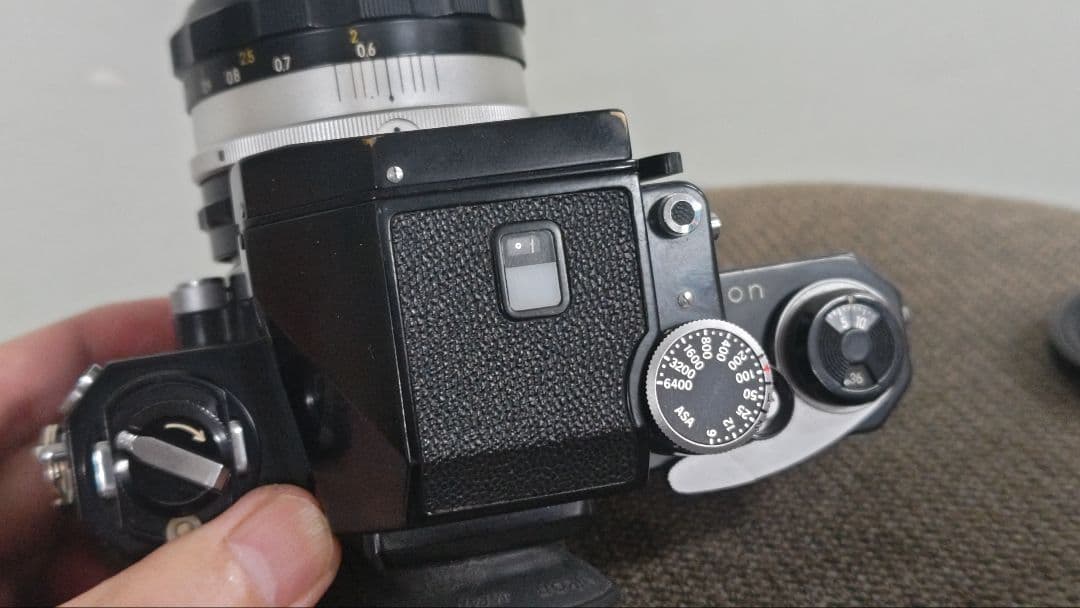 ニコンFフォトミックファインダー、実用品 50mm F1.4レンズ付、露出計OK