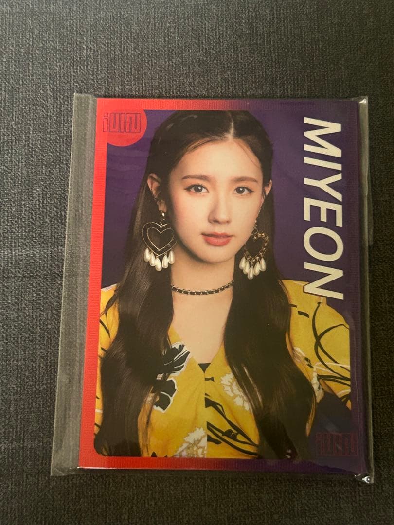 最終値下げ】(G)I-DLE コラボ ワイヤレスイヤホン - メルカリ