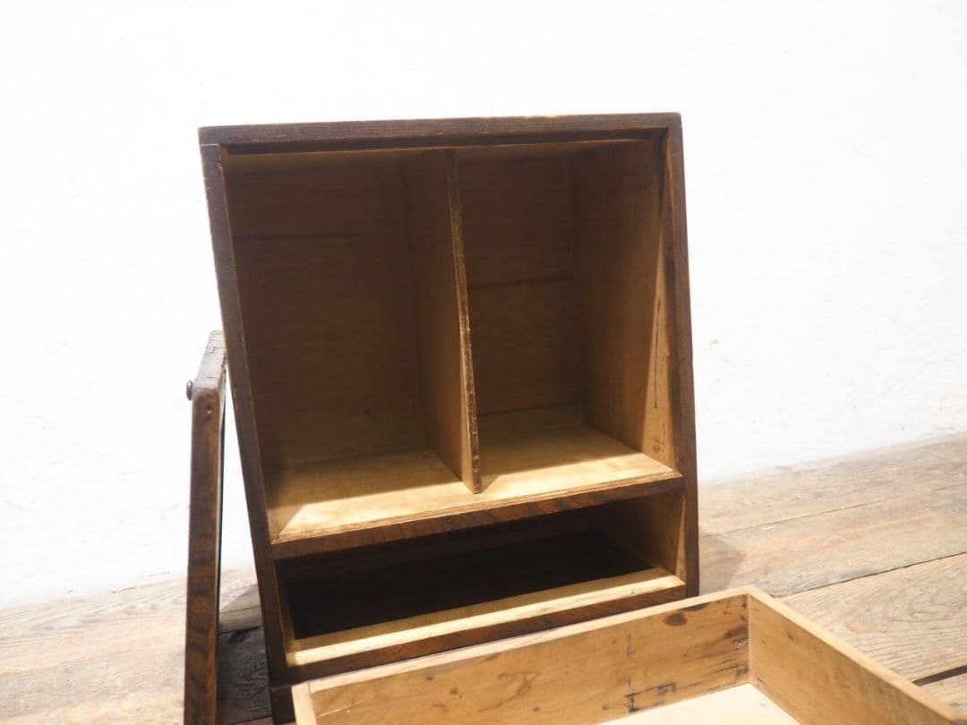 1275 アンティーク ケンドン扉の収納棚 展示台 ケース 古家具 レトロ 金具